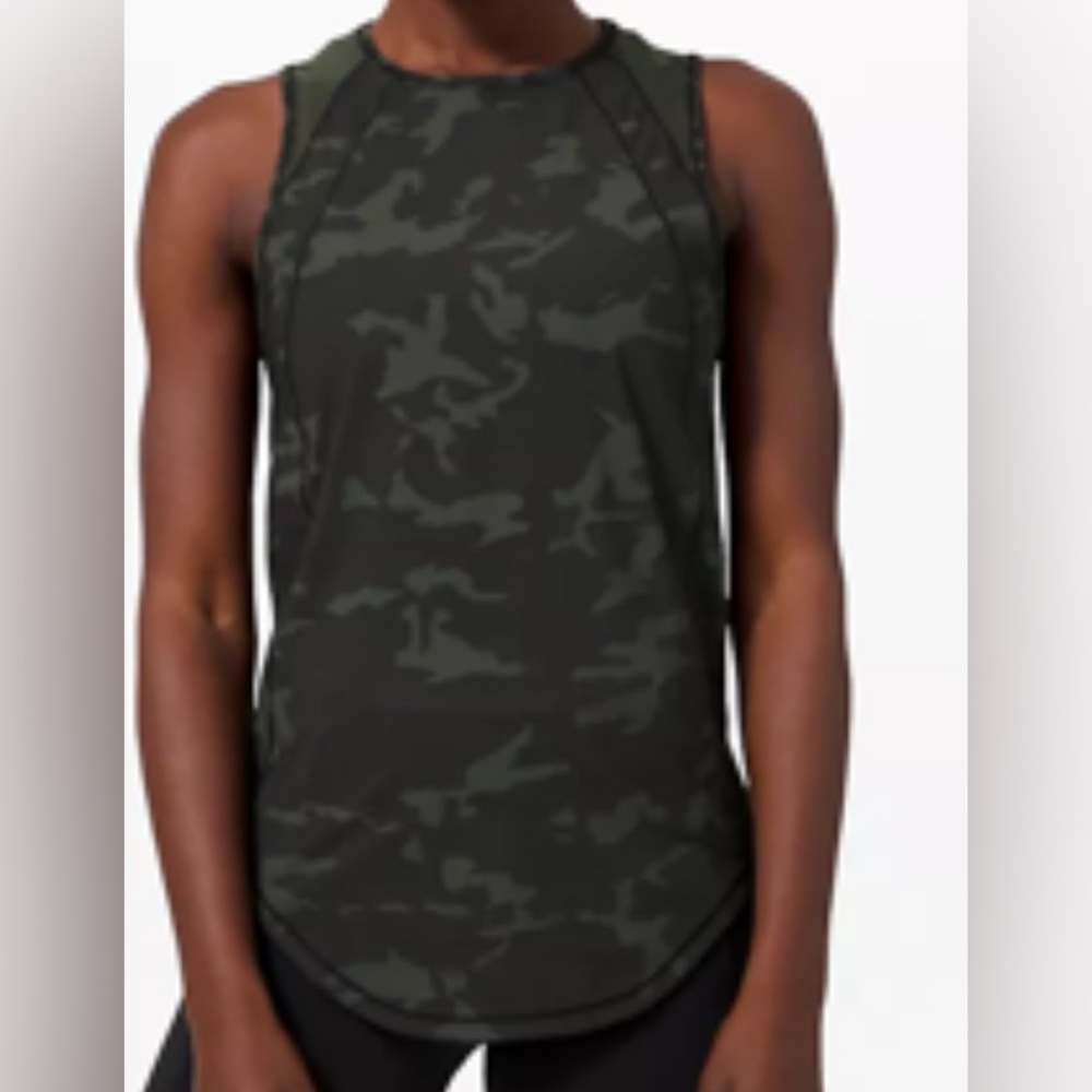 Lululemon Sculpt Tank Top
Incognito Camo Multi Gator Green
Size12